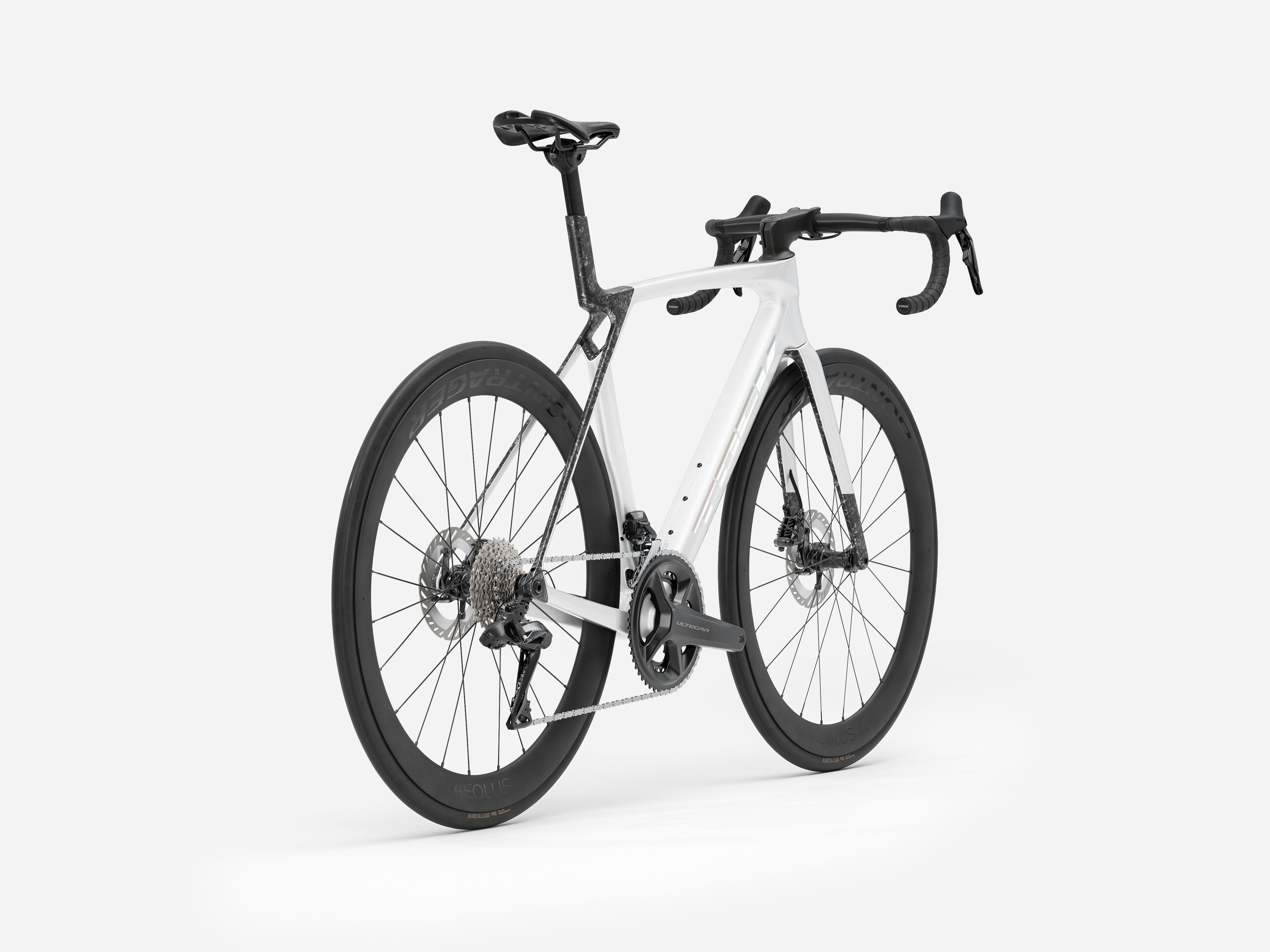 Trek Madone SL 7 Gen 8 2026 Gloss Crystal White/Matte Deep Smoke #2
