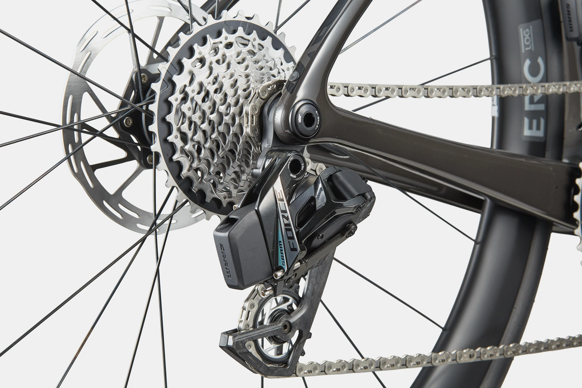 Cannondale SuperSix EVO 3 MoMo Design Einteiliger Lenker 2026 Raw