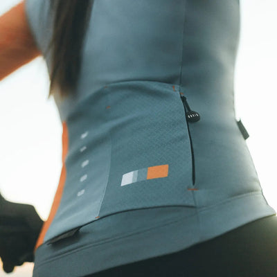 maillot-cobble-nectarine-mujer-sparrow-cold_season_22-gobik-6_1200x